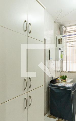 Apartamento à venda com 96m², 3 quartos e 1 vagaÁrea de Serviço