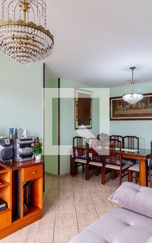 Apartamento à venda com 75m², 3 quartos e 1 vaga Apartamento à venda com 75m², 3 quartos e 1 vagaSala