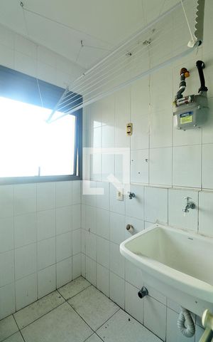 Apartamento à venda com 64m², 2 quartos e 2 vagasÁrea de Serviço