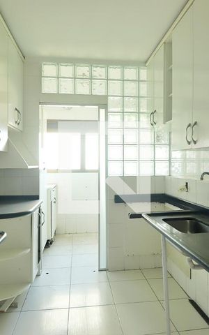 Apartamento à venda com 64m², 2 quartos e 2 vagasCozinha