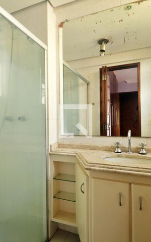 Apartamento à venda com 64m², 2 quartos e 2 vagasSuíte - Banheiro do Quarto 1