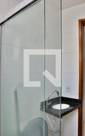 Studio para alugar com 38m², 2 quartos e sem vaga Studio para alugar com 38m², 2 quartos e sem vagaBanheiro