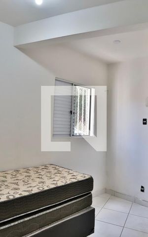Studio para alugar com 38m², 2 quartos e sem vaga Studio para alugar com 38m², 2 quartos e sem vagaQuarto