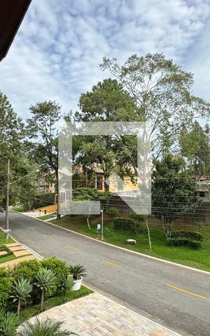 Casa de condomínio para alugar com 480m², 4 quartos e 6 vagasvista da Suíte 3