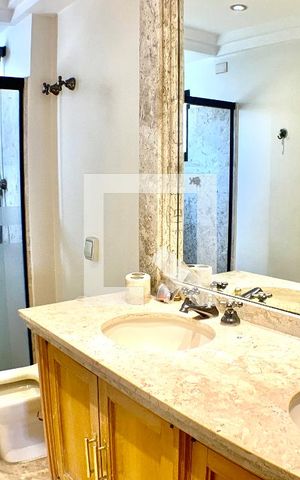 Apartamento à venda com 270m², 4 quartos e 4 vagasBanheiro