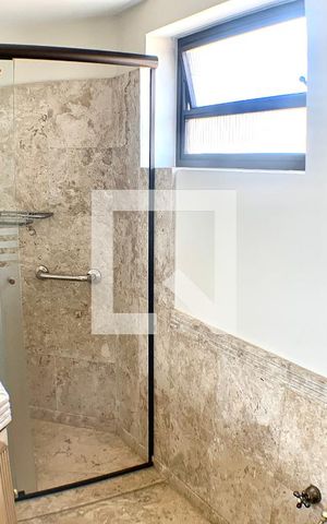 Apartamento à venda com 270m², 4 quartos e 4 vagasBanheiro da Suite 2