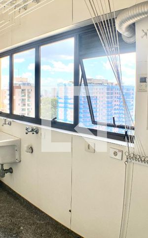 Apartamento à venda com 270m², 4 quartos e 4 vagasÁrea de Serviço