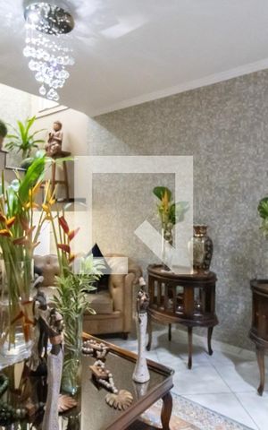 Casa para alugar com 280m², 4 quartos e 2 vagas Casa para alugar com 280m², 4 quartos e 2 vagasSala
