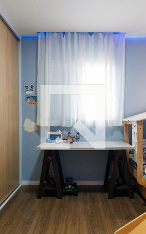 Apartamento à venda com 200m², 3 quartos e 3 vagas Apartamento à venda com 200m², 3 quartos e 3 vagasSuíte 2