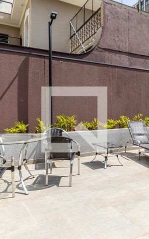 Studio à venda com 30m², 1 quarto e 1 vaga Studio à venda com 30m², 1 quarto e 1 vagaPiscina