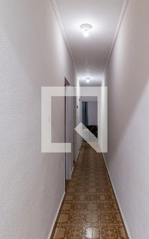 Casa à venda com 213m², 3 quartos e 2 vagas Casa à venda com 213m², 3 quartos e 2 vagasCorredor interno