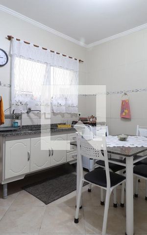 Apartamento à venda com 70m², 2 quartos e 2 vagasCozinha