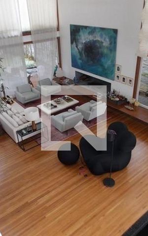 Casa à venda com 750m², 4 quartos e 4 vagas