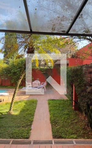 Casa de condomínio à venda com 445m², 4 quartos e 4 vagas