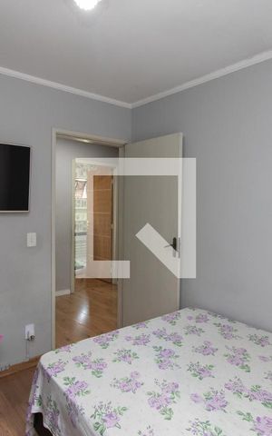 Casa à venda com 240m², 3 quartos e 2 vagas Casa à venda com 240m², 3 quartos e 2 vagasQuarto 2