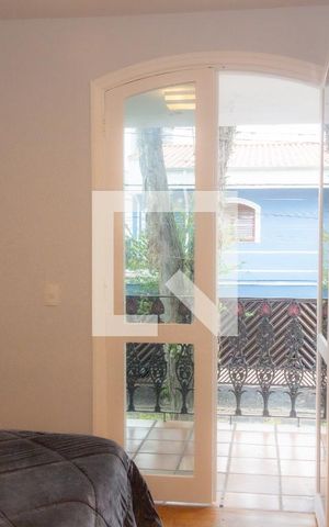 Casa à venda com 200m², 4 quartos e 3 vagas Casa à venda com 200m², 4 quartos e 3 vagas Suíte 3