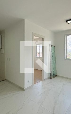 Apartamento à venda com 36m², 2 quartos e sem vaga Apartamento à venda com 36m², 2 quartos e sem vagaSala