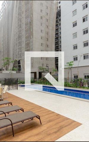 Apartamento à venda com 36m², 2 quartos e sem vaga Apartamento à venda com 36m², 2 quartos e sem vagaÁrea comum - Piscina