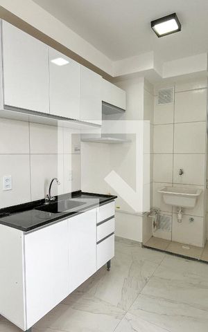 Apartamento à venda com 36m², 2 quartos e sem vaga Apartamento à venda com 36m², 2 quartos e sem vagaCozinha e Área de Serviço