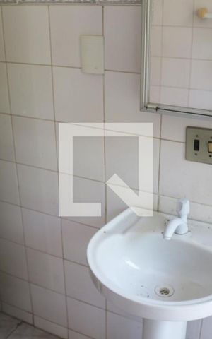 Casa para alugar com 75m², 1 quarto e sem vagaBanheiro