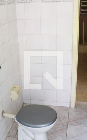Casa para alugar com 75m², 1 quarto e sem vagaBanheiro