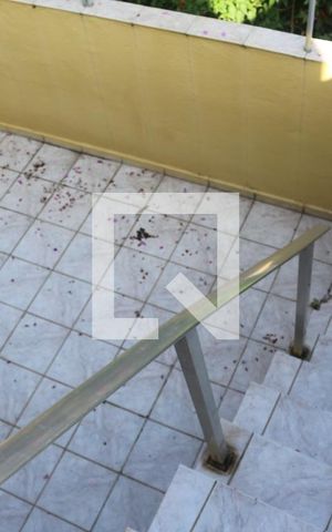 Casa para alugar com 75m², 1 quarto e sem vagaQuintal