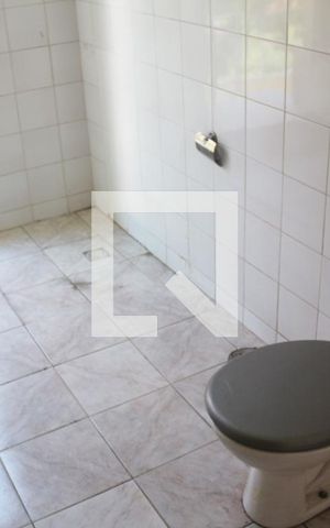 Casa para alugar com 75m², 1 quarto e sem vagaBanheiro
