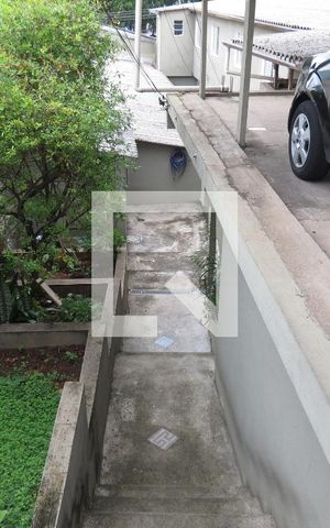 Casa à venda com 300m², 1 quarto e 3 vagasEntrada Portão Principal