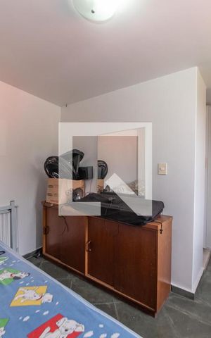 Casa para alugar com 300m², 3 quartos e 4 vagas Casa para alugar com 300m², 3 quartos e 4 vagasQuarto de Serviço