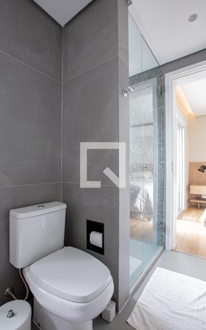 Apartamento à venda com 136m², 3 quartos e 3 vagas Apartamento à venda com 136m², 3 quartos e 3 vagasBANHEIRO SUITE