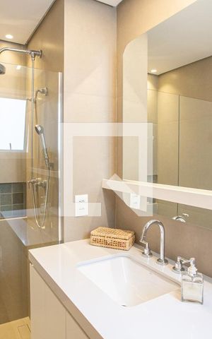 Apartamento à venda com 136m², 3 quartos e 3 vagas Apartamento à venda com 136m², 3 quartos e 3 vagasBANHEIRO