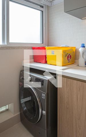 Apartamento à venda com 136m², 3 quartos e 3 vagas Apartamento à venda com 136m², 3 quartos e 3 vagasLAVANDERIA