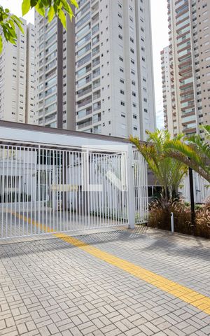 Apartamento à venda com 136m², 3 quartos e 3 vagas Apartamento à venda com 136m², 3 quartos e 3 vagasENTRADA