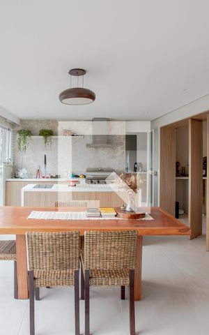Apartamento à venda com 136m², 3 quartos e 3 vagas Apartamento à venda com 136m², 3 quartos e 3 vagasVARANDA GOURMET