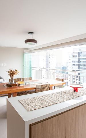Apartamento à venda com 136m², 3 quartos e 3 vagas Apartamento à venda com 136m², 3 quartos e 3 vagasVARANDA GOURMET