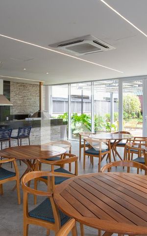 Apartamento à venda com 136m², 3 quartos e 3 vagas Apartamento à venda com 136m², 3 quartos e 3 vagasÁREA COMUM