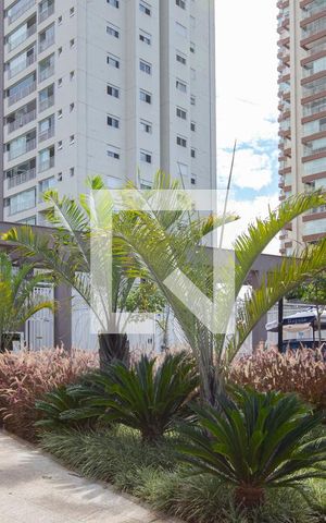 Apartamento à venda com 136m², 3 quartos e 3 vagas Apartamento à venda com 136m², 3 quartos e 3 vagasENTRADA PRÉDIO