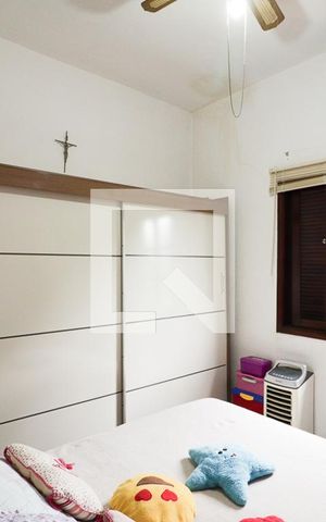 Casa à venda com 160m², 2 quartos e 2 vagasSuíte
