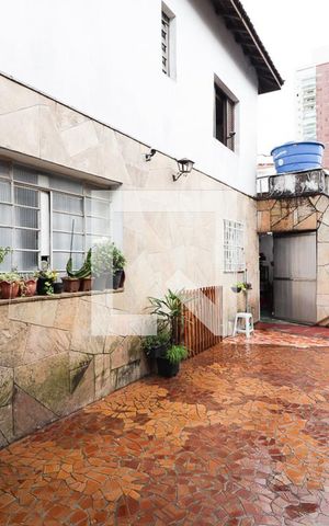 Casa à venda com 160m², 2 quartos e 2 vagasGaragem