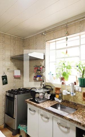 Casa à venda com 160m², 2 quartos e 2 vagasCozinha