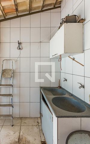 Apartamento à venda com 200m², 4 quartos e 2 vagas Apartamento à venda com 200m², 4 quartos e 2 vagasÁrea de Serviço