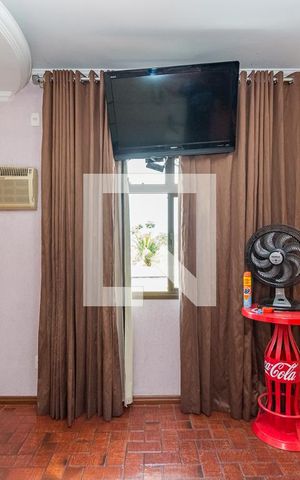 Apartamento à venda com 200m², 4 quartos e 2 vagas Apartamento à venda com 200m², 4 quartos e 2 vagasSuíte 2
