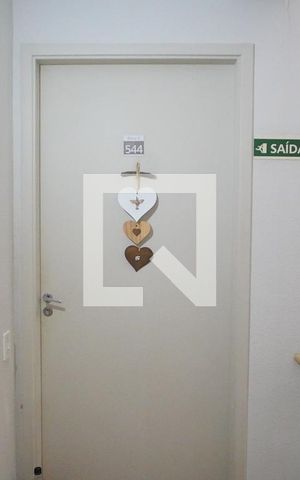 Apartamento à venda com 40m², 2 quartos e 1 vaga Apartamento à venda com 40m², 2 quartos e 1 vagaEntrada