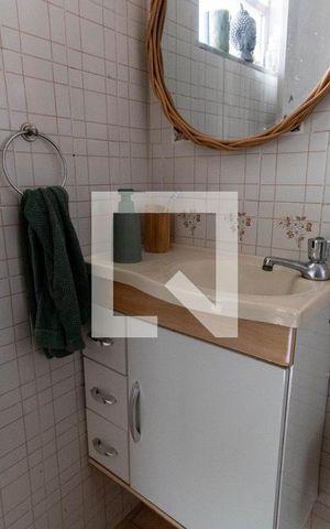 Apartamento à venda com 60m², 2 quartos e sem vaga Apartamento à venda com 60m², 2 quartos e sem vagaBanheiro