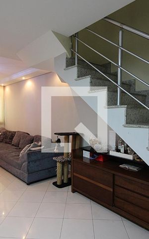 Casa à venda com 213m², 3 quartos e 3 vagasSala 