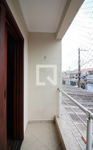 Casa à venda com 213m², 3 quartos e 3 vagasSuíte 1 Sacada 