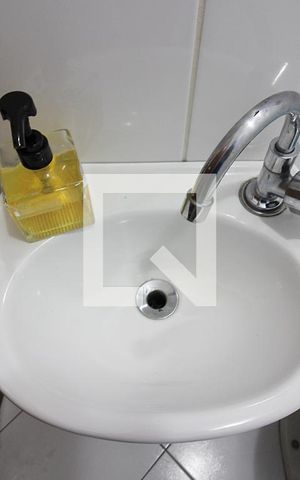Casa à venda com 213m², 3 quartos e 3 vagasBanheiro de serviço