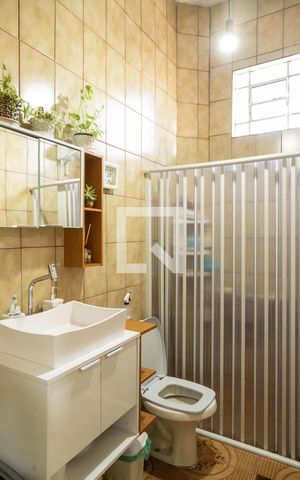 Casa para alugar com 178m², 3 quartos e 1 vaga Casa para alugar com 178m², 3 quartos e 1 vagaBanheiro