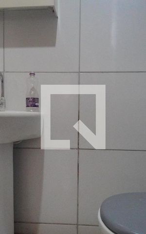 Apartamento para alugar com 58m², 2 quartos e 1 vaga Apartamento para alugar com 58m², 2 quartos e 1 vagaBanheiro