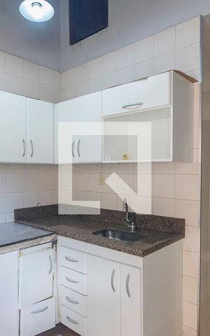 Casa para alugar com 250m², 3 quartos e 2 vagas Casa para alugar com 250m², 3 quartos e 2 vagasCozinha